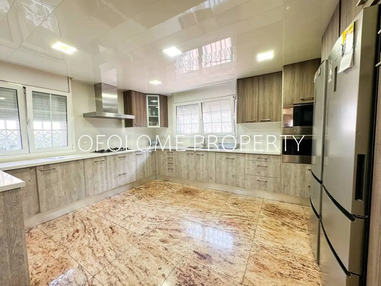 Cocina de Casa o chalet en venta en Santa Perpètua de Mogoda con Aire acondicionado, Calefacción y Jardín privado