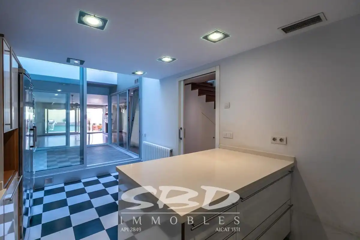 House with balcony to rent in Centre - Sant Oleguer, imagen 23