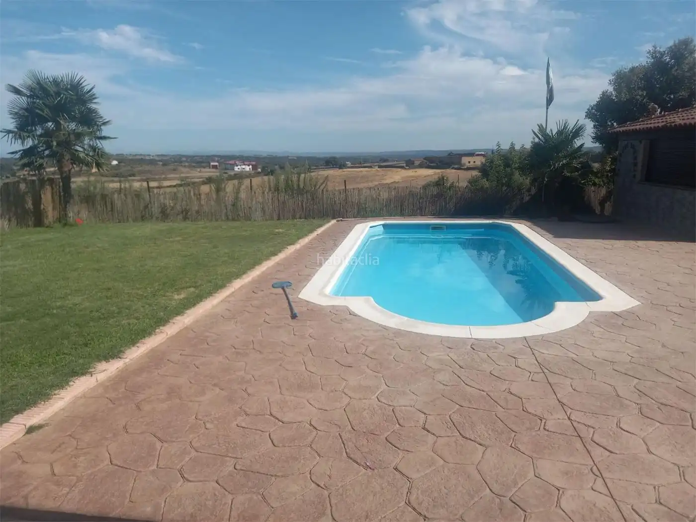 Casa en venda a Calle Clara Campoamor 16, imagen 2