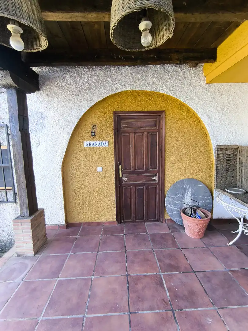 Casa o xalet en venda en Baños de la Encina amb Aire condicionat, Jardí privat i Terrassa