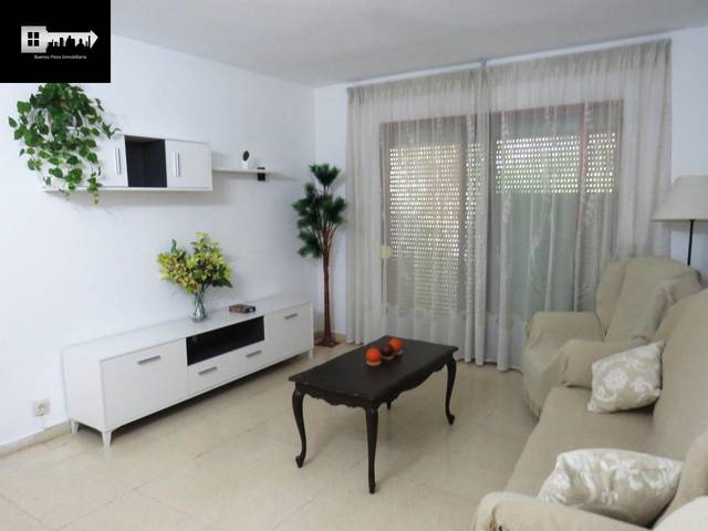 Piso en Alquiler en Benalúa