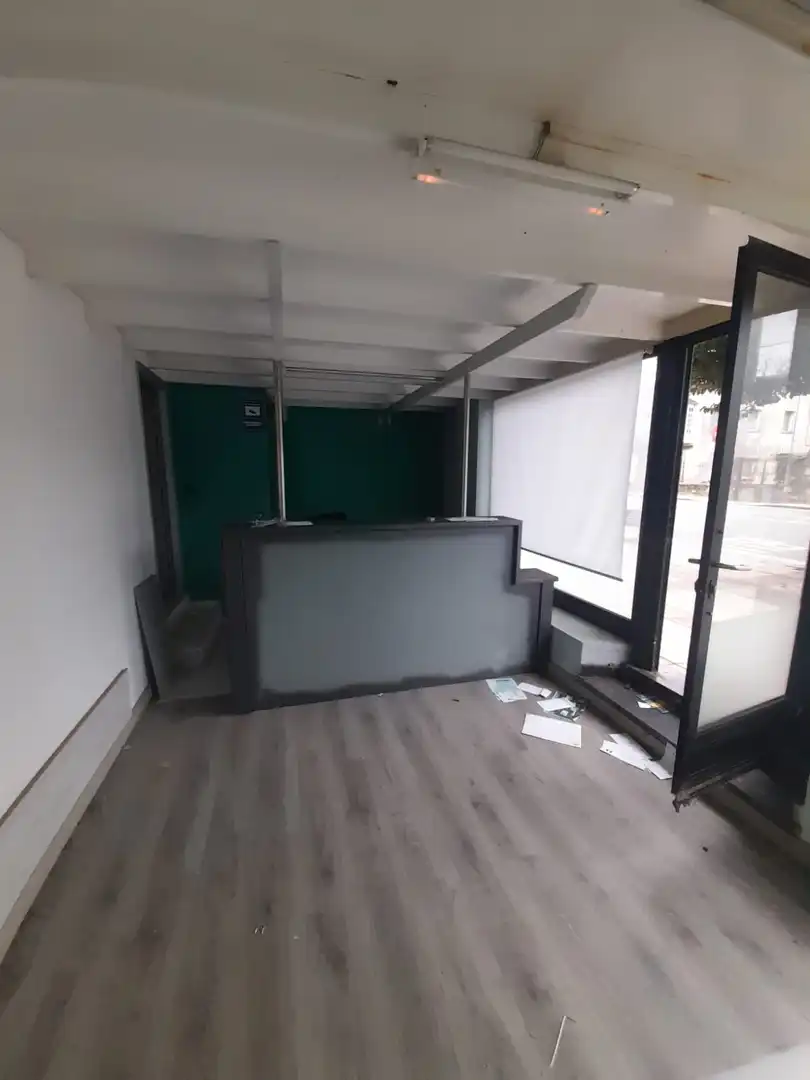 Local comercial en venda a Piñeiros- Freixeiro