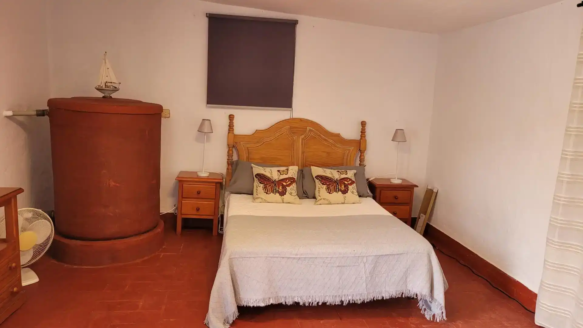 Dormitori de Finca rústica en venda en Estepona amb Piscina i Balcó