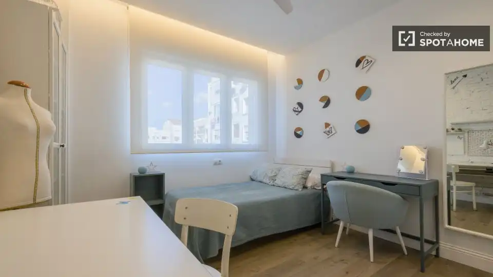 Flat with terrace to rent in L'Eixample, imagen 16