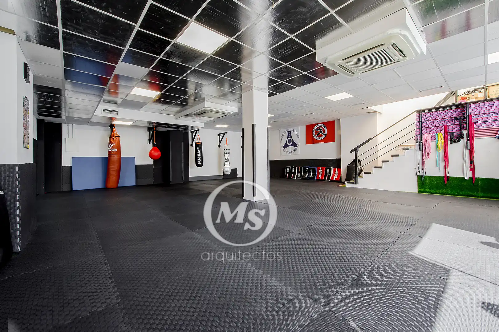 Business premises for sale in Calle Granadilla 22, imagen 2
