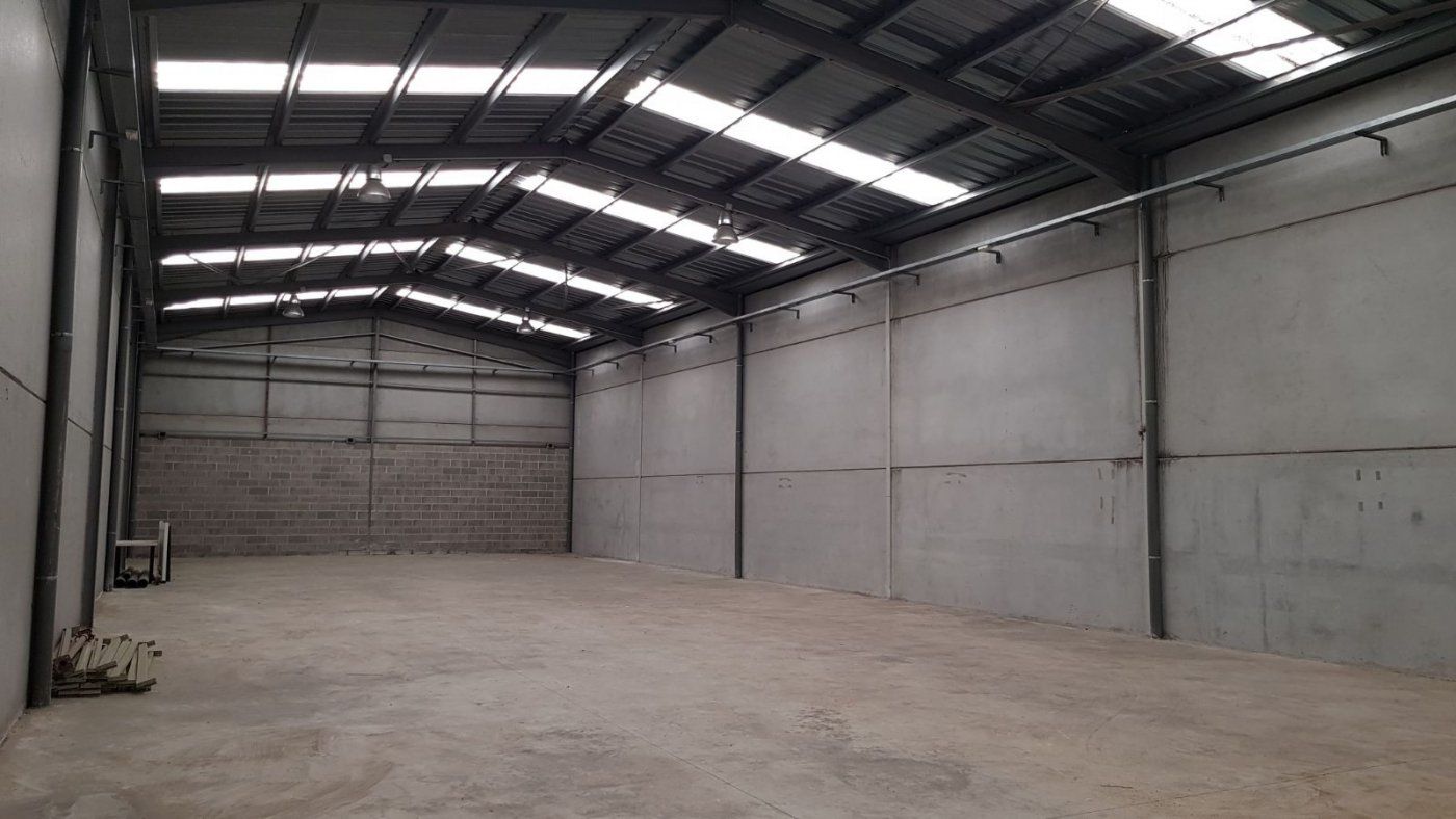 Exterior view of Industrial buildings to rent in L'Arboç