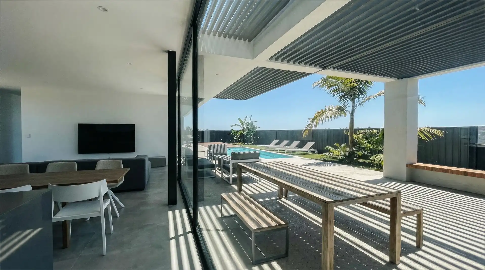 Terrassa de Casa o xalet en venda en La Oliva amb Aire condicionat, Jardí privat i Terrassa