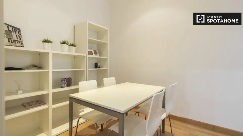 Habitación en Castellana
