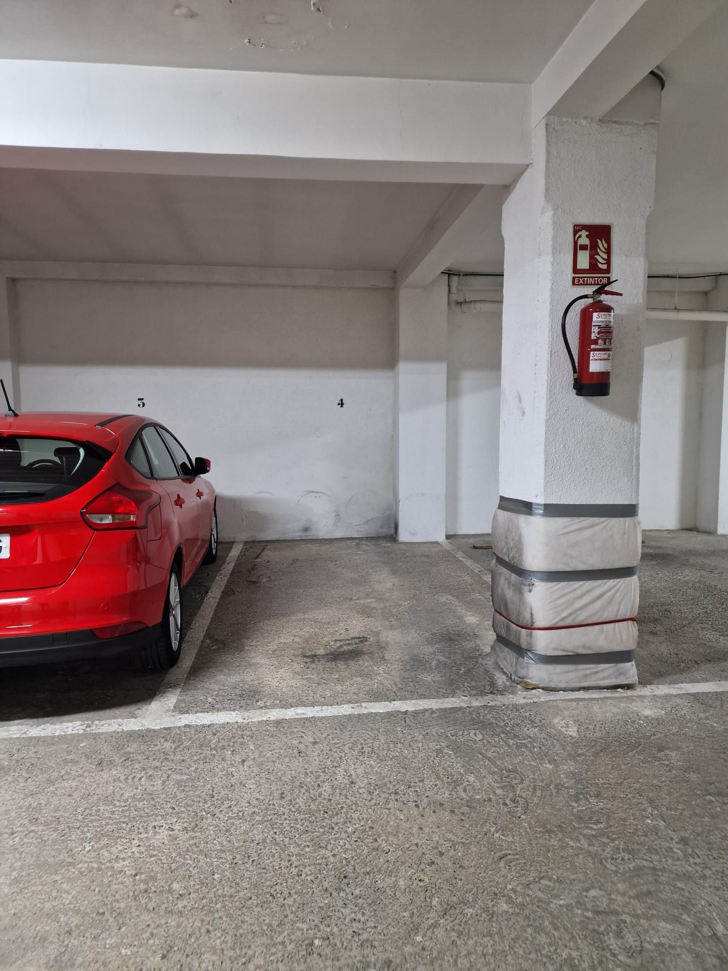 Aparcament de Garatge en venda en  Logroño