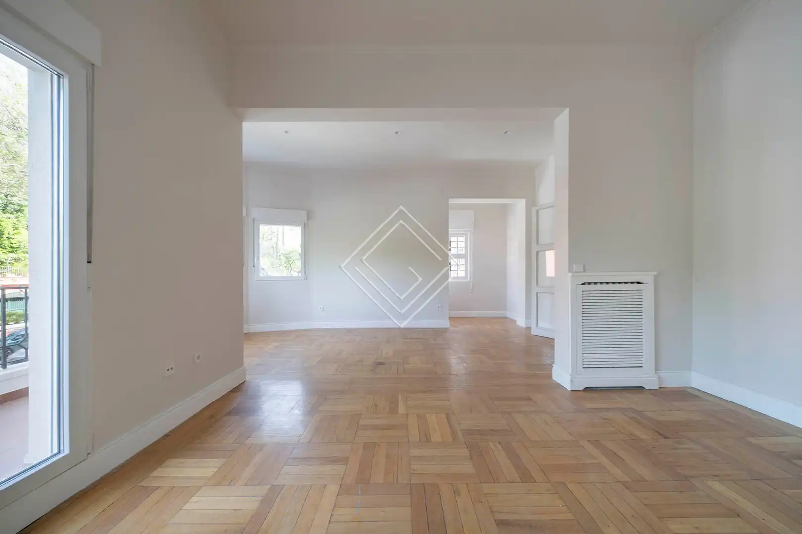 Flat for rent in Madrid  with Air Conditioner, Heating and Storage room