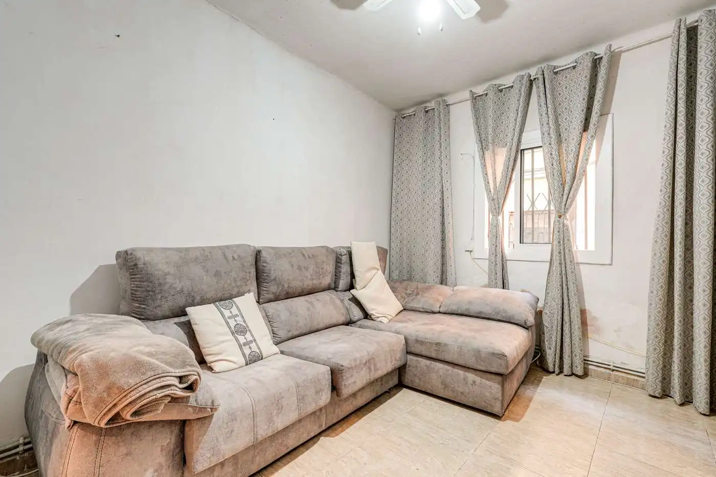 Wohnzimmer von Wohnung zum Verkauf in Barcelona mit Heizung und Möbliert