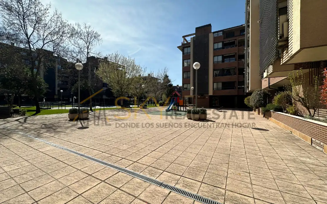 Exterior view of Attic for sale in Madrid  with Air Conditioner, Heating and Terrace