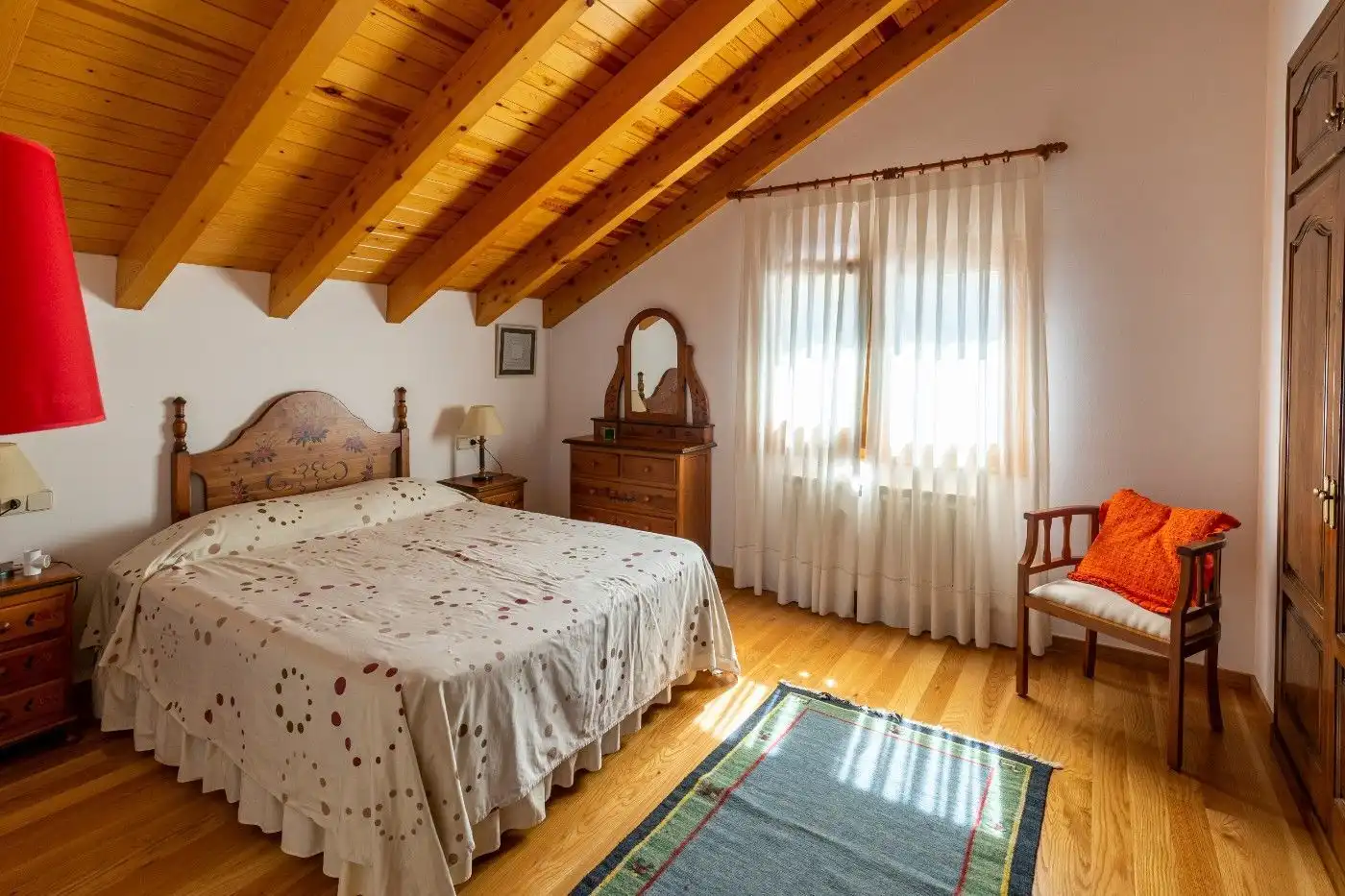 Dormitori de Casa o xalet en venda en Alp amb Calefacció i Traster