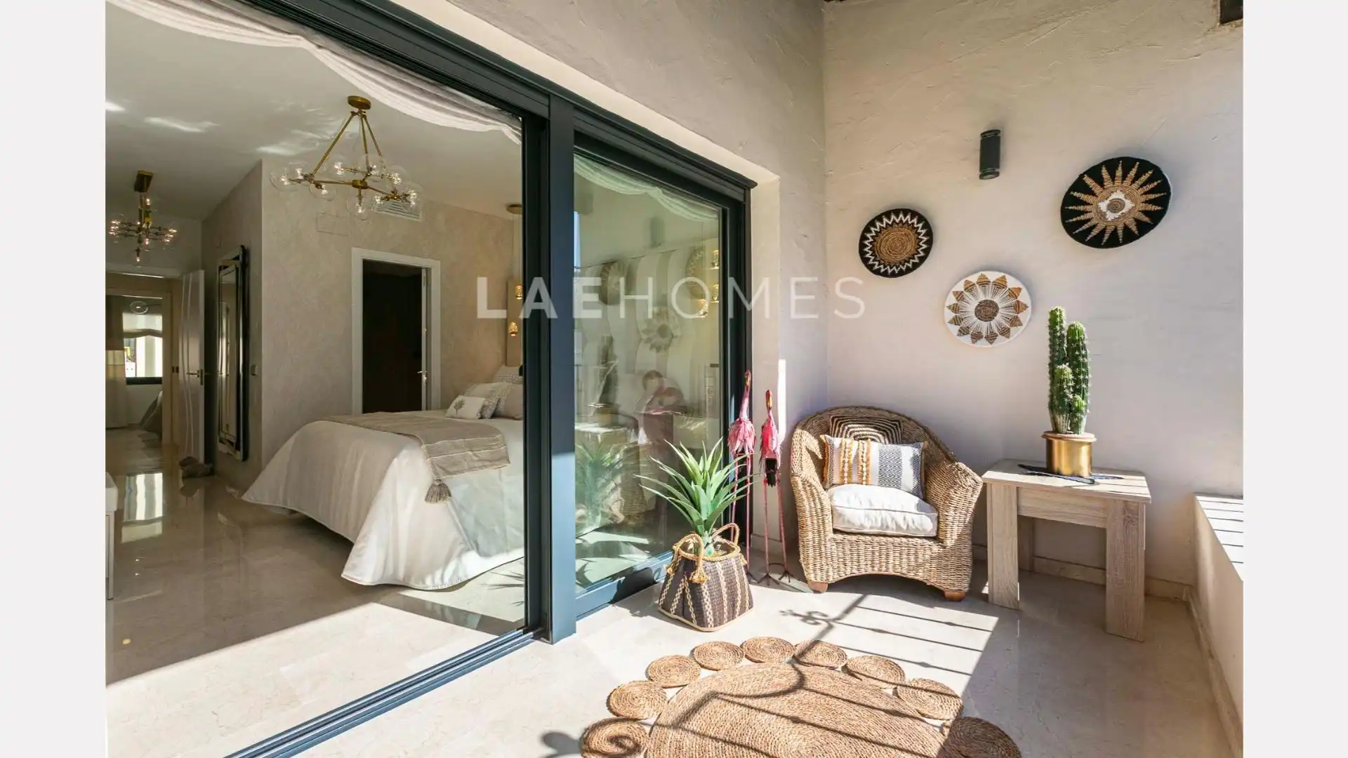 Schlafzimmer von Dachboden zum Verkauf in Marbella mit Klimaanlage, Heizung und Terrasse