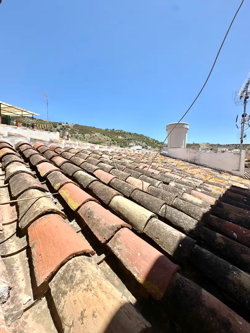 Vista exterior de Casa adosada en venda en Benamargosa amb Terrassa i Traster