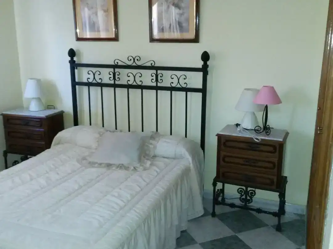 Schlafzimmer von Wohnung zur Miete in Talayuela mit Klimaanlage und Balkon