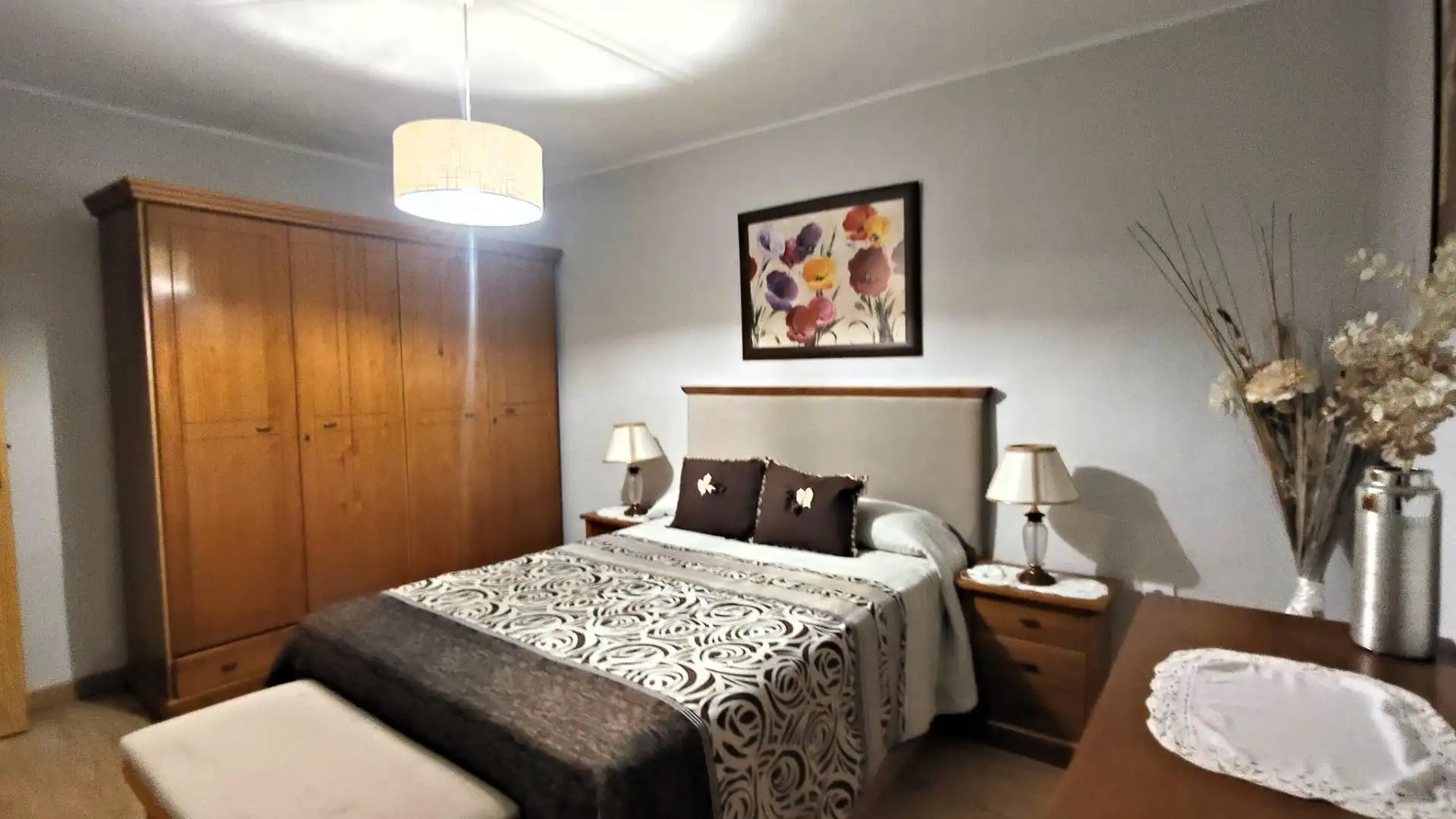 Habitación de Piso de alquiler en Plasencia con Aire acondicionado, Terraza y Amueblado