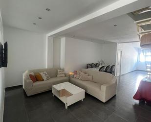 Living room of Apartment for sale in Baeza  with Terrace