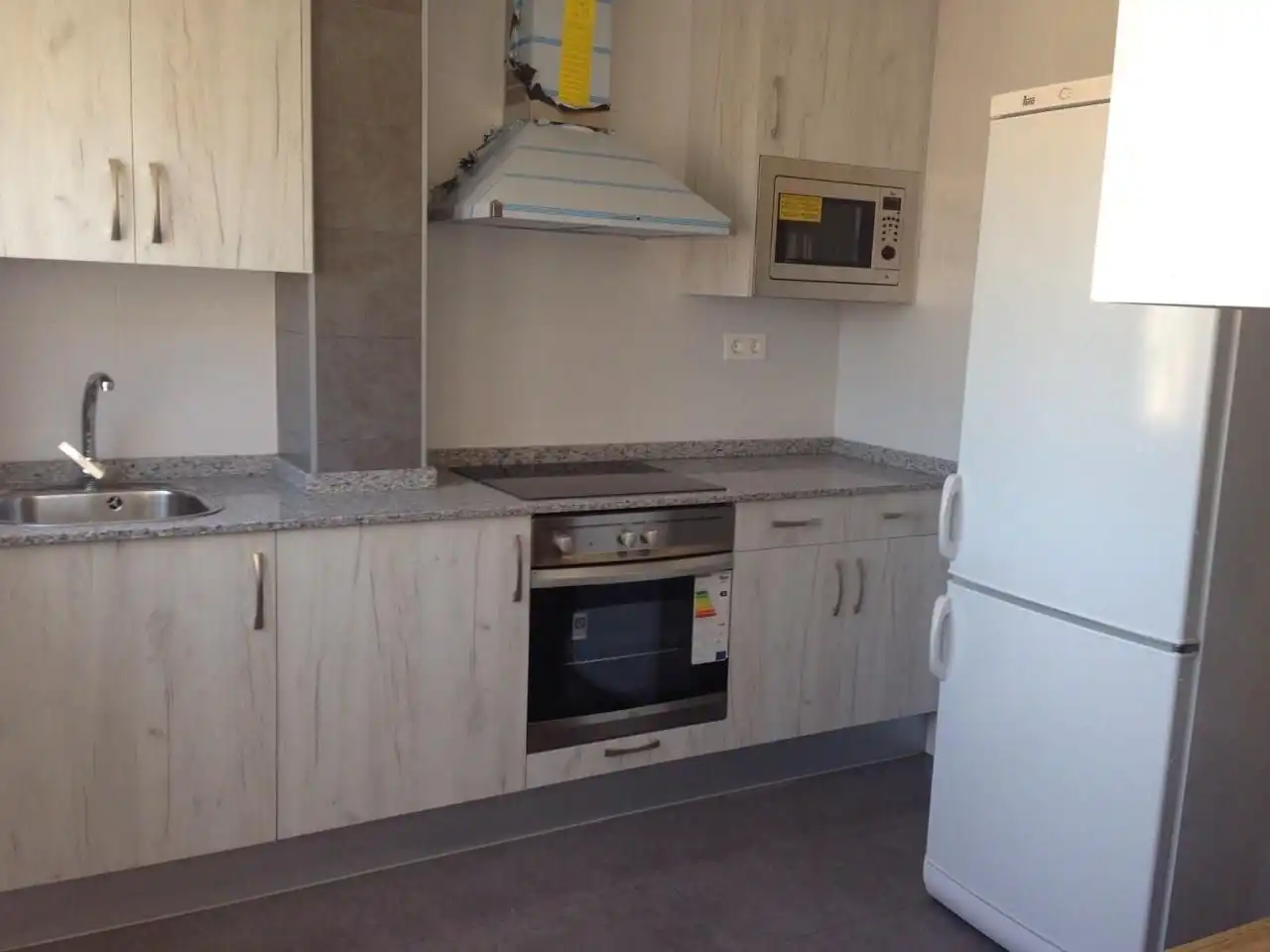 Appartamento con terrazza in vendita a Avenida de San José 124