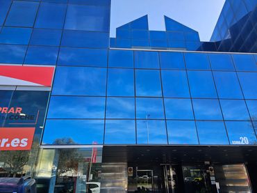 Office space with lift for sale in Gran Via Asima 20