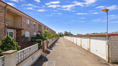 Foto 3 de Casa adosada en venda a Urbanizacion Vera del Río, Villasabariego, León