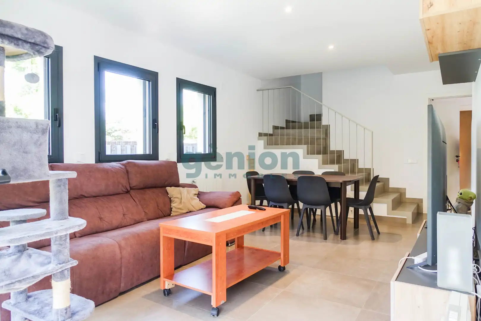 Sala d'estar de Casa o xalet en venda en Vilablareix amb Calefacció, Jardí privat i Parquet