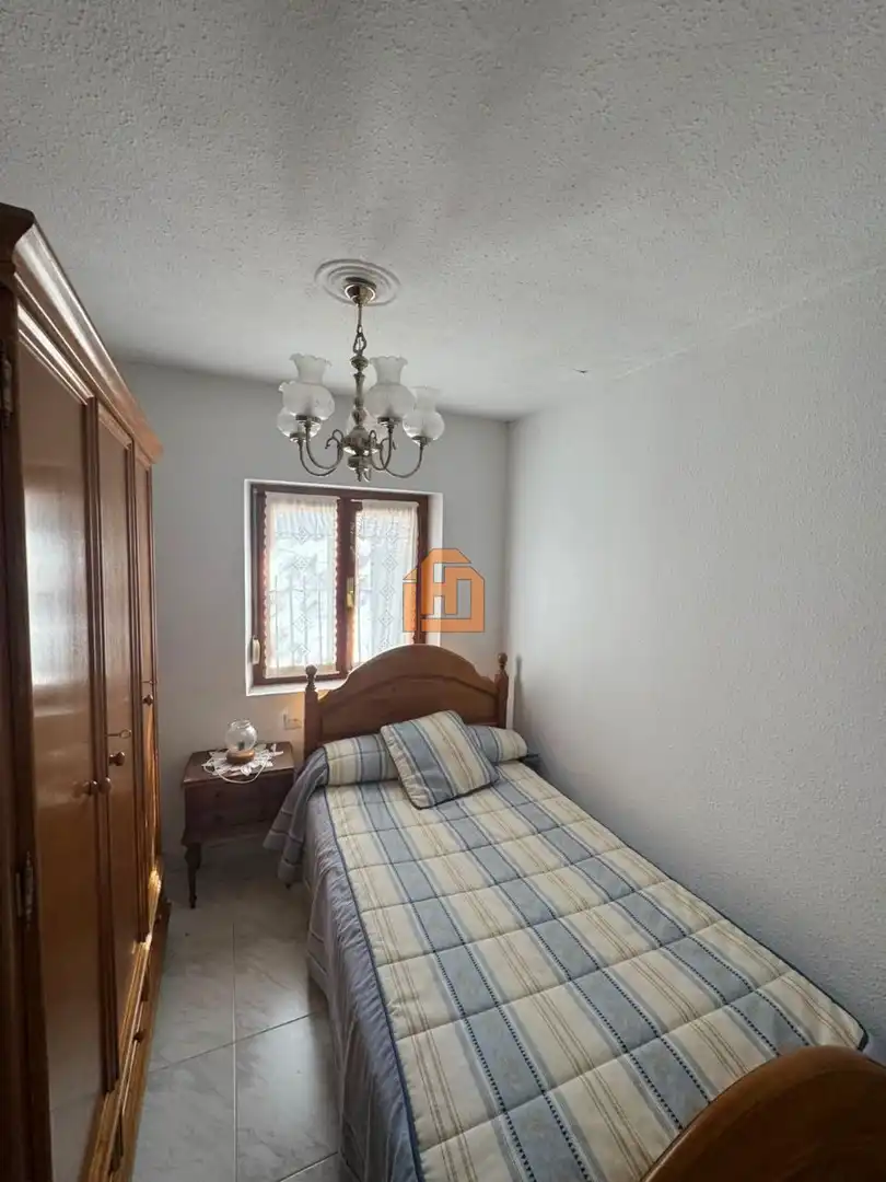 Habitación de Casa o chalet en venta en La Pola de Gordón , León