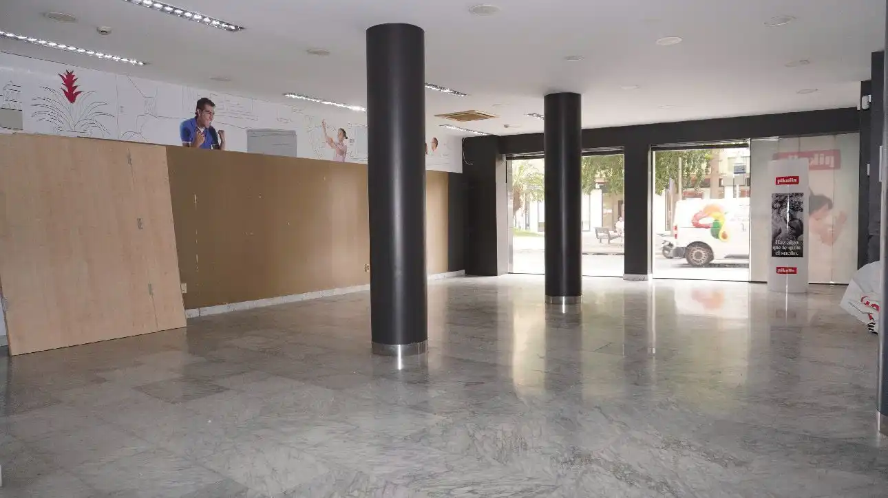 Local comercial de lloguer a de Andalucía, imagen 6