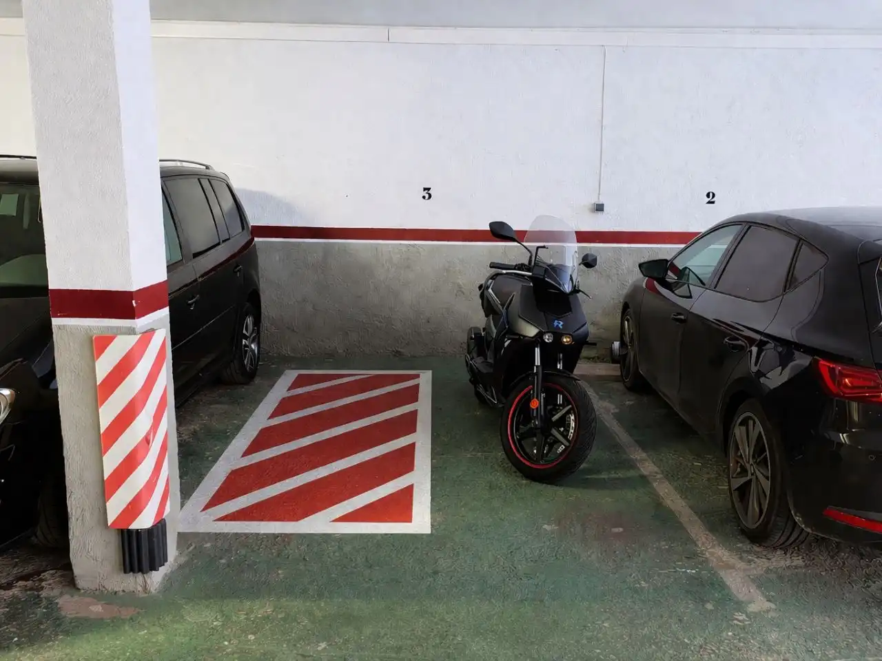 Moto in affitto a Av. Castellbisbal 26