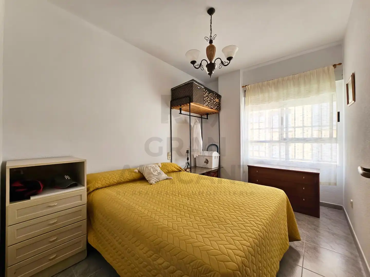 Habitación de Apartamento en venta en Elche / Elx con Aire acondicionado, Calefacción y Terraza