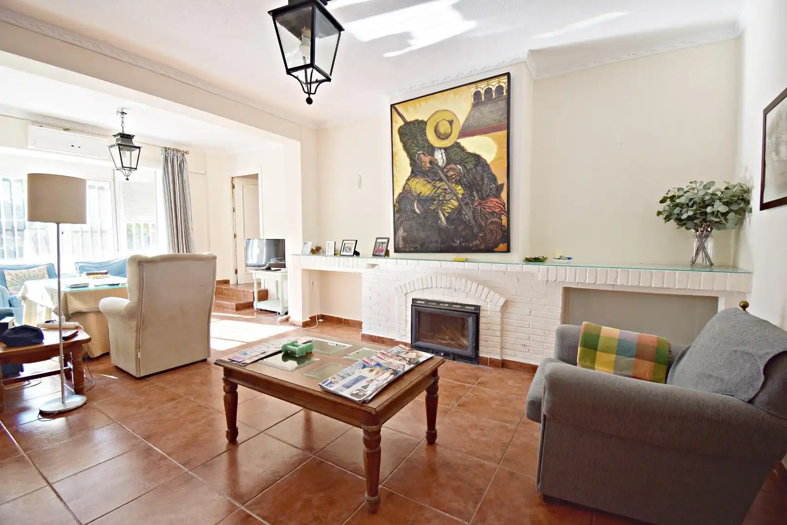 Living room of Country homes for sale in Jerez de la Frontera  with Air Conditioner, Private garden and Storage room