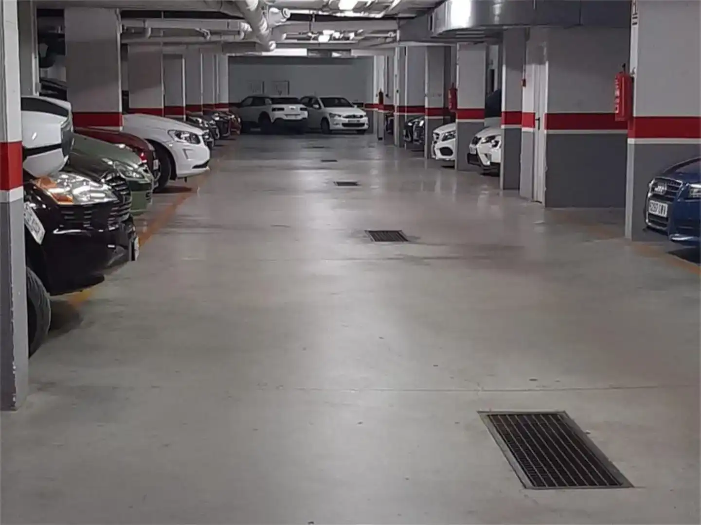 Parking de Ático en venta en  Murcia Capital con Aire acondicionado, Piscina y Balcón