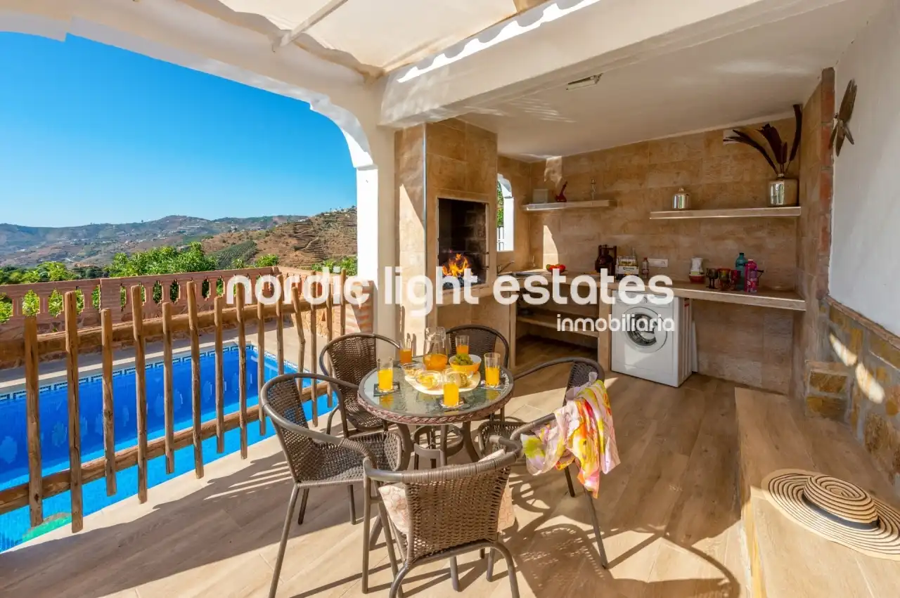 House with pool to rent in Frigiliana, imagen 8