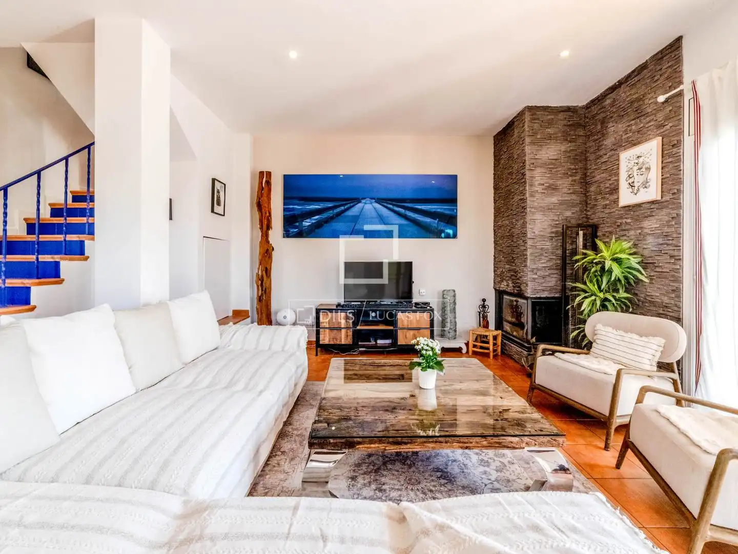 Sala d'estar de Casa o xalet en venda en Sant Pere de Ribes amb Aire condicionat, Jardí privat i Terrassa