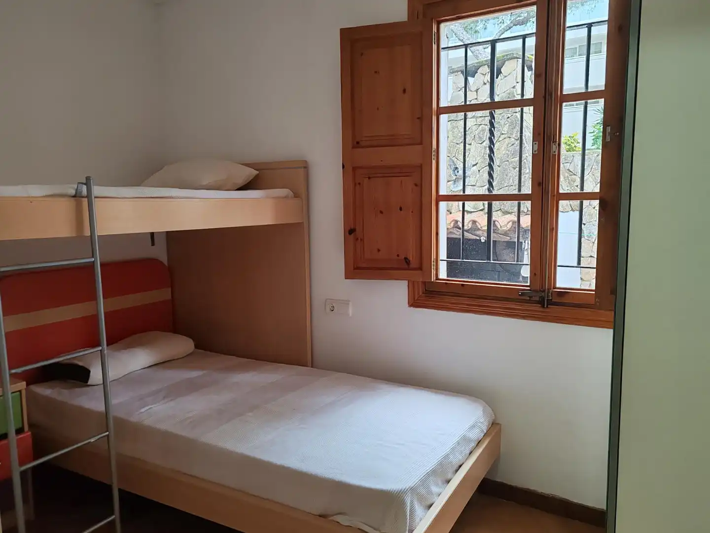 Dormitori de Casa o xalet en venda en  Palma de Mallorca amb Aire condicionat, Jardí privat i Terrassa