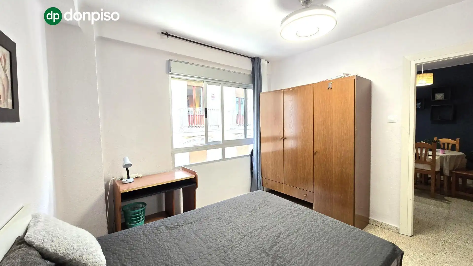 Schlafzimmer von Wohnung zur Miete in Centro
