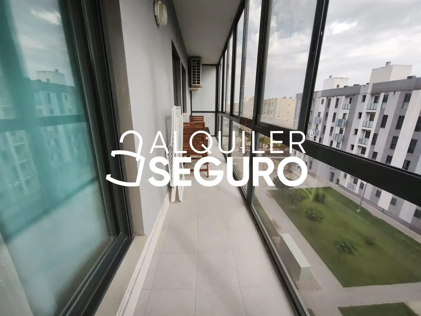 Balcony of Flat for rent in Zaragoza  with Air Conditioner, Heating and Terrace