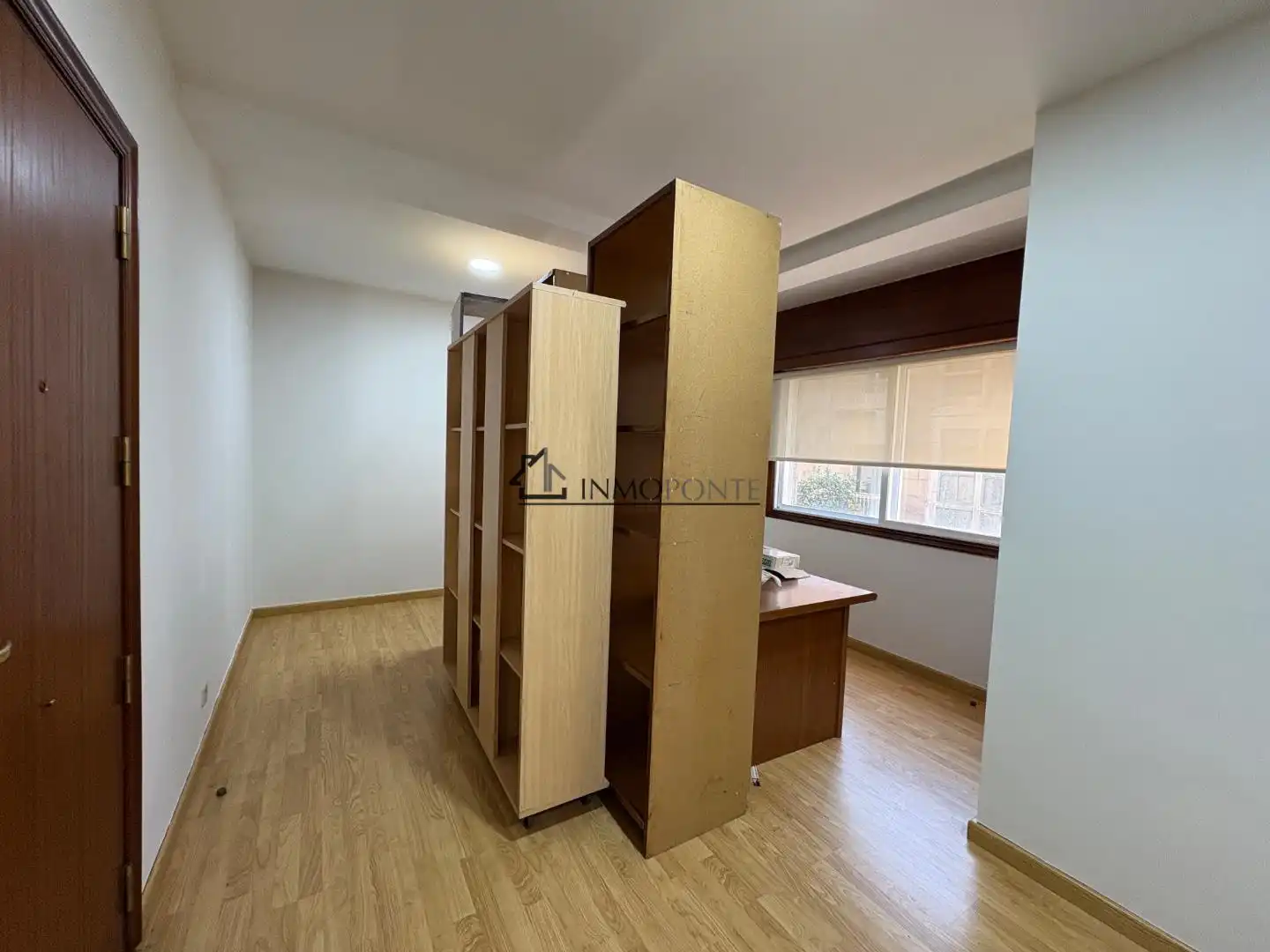 Office space to rent in Zona de Plaza de Barcelos, imagen 3