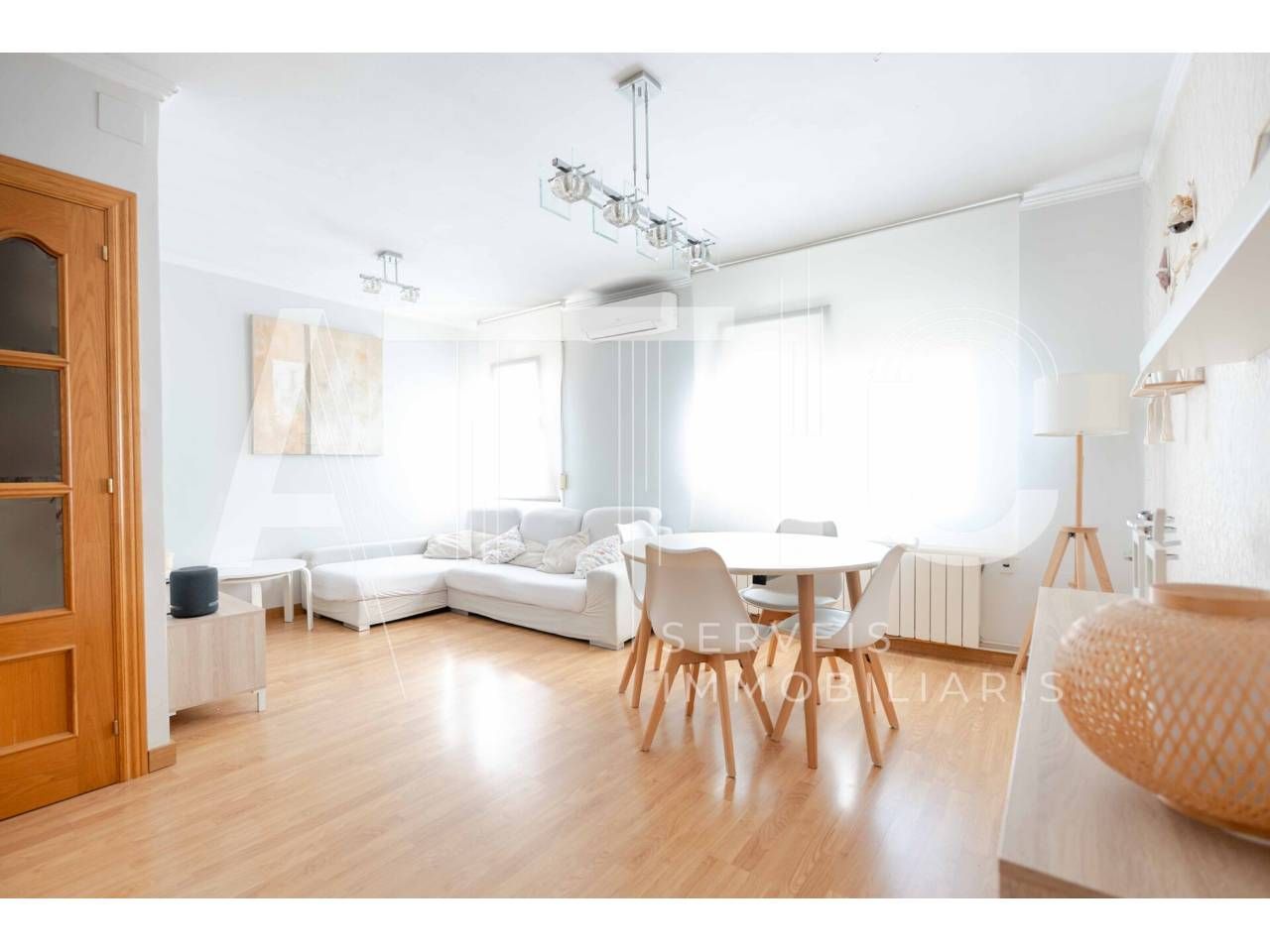 Sala d'estar de Pis en venda en Sabadell amb Aire condicionat, Calefacció i Parquet