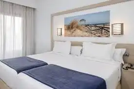 Dormitori de Edifici en venda en Cádiz
