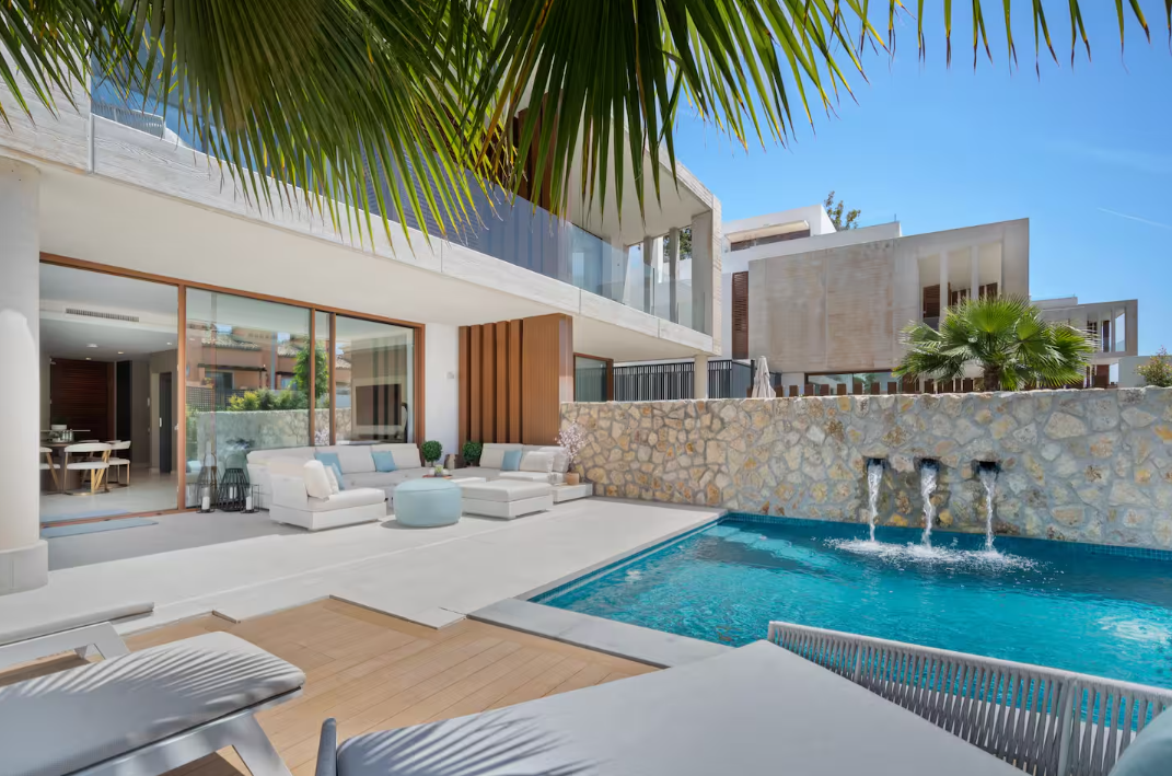 Swimming pool of Single-family semi-detached to rent in Marbella  with Air Conditioner, Heating and Private garden