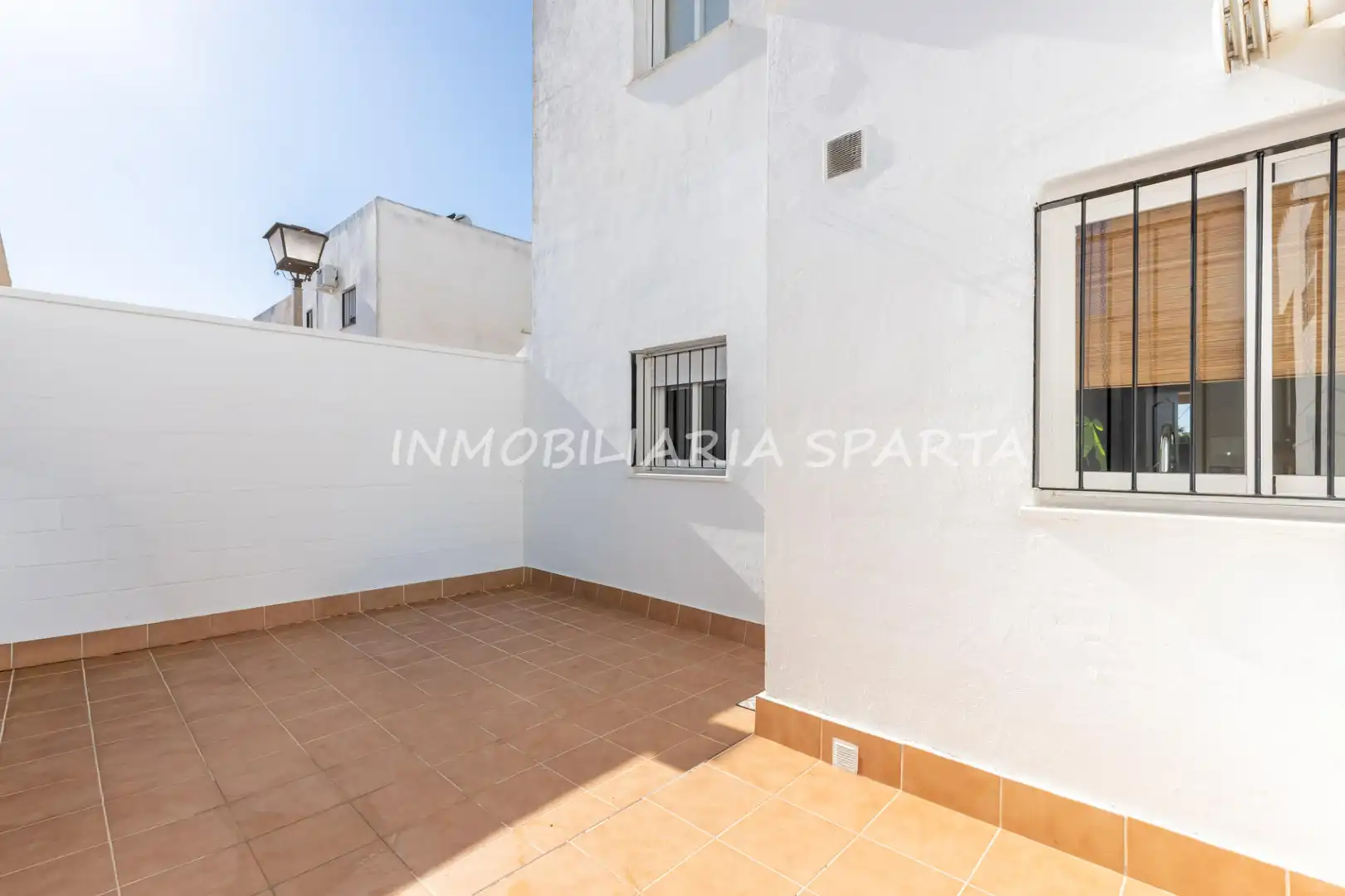 Terrace of Detached homes for sale in Benacazón  with Air Conditioner, Heating and Oven