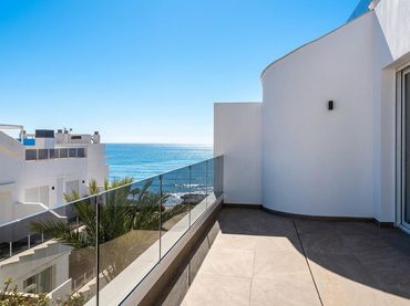Ático con piscina en venta en Calle Calle Mar Báltico