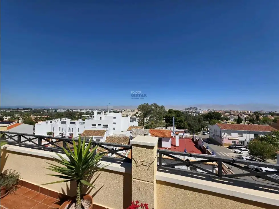 Vista exterior de Apartament en venda en Dénia amb Aire condicionat, Calefacció i Terrassa