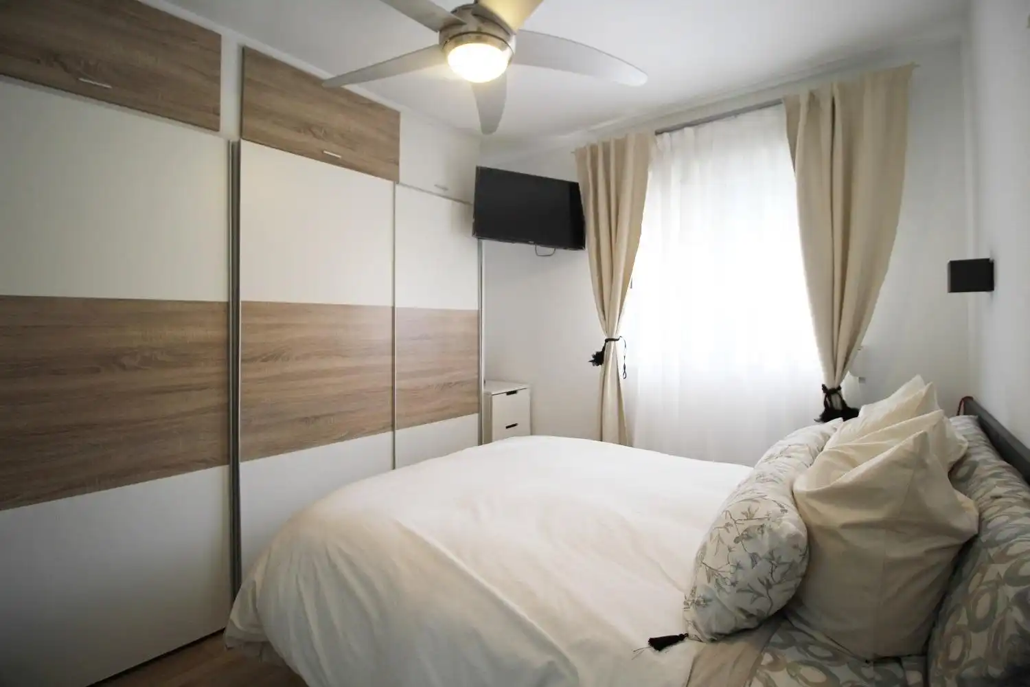 Habitación de Apartamento en venta en Oropesa del Mar / Orpesa con Aire acondicionado, Jardín privado y Terraza