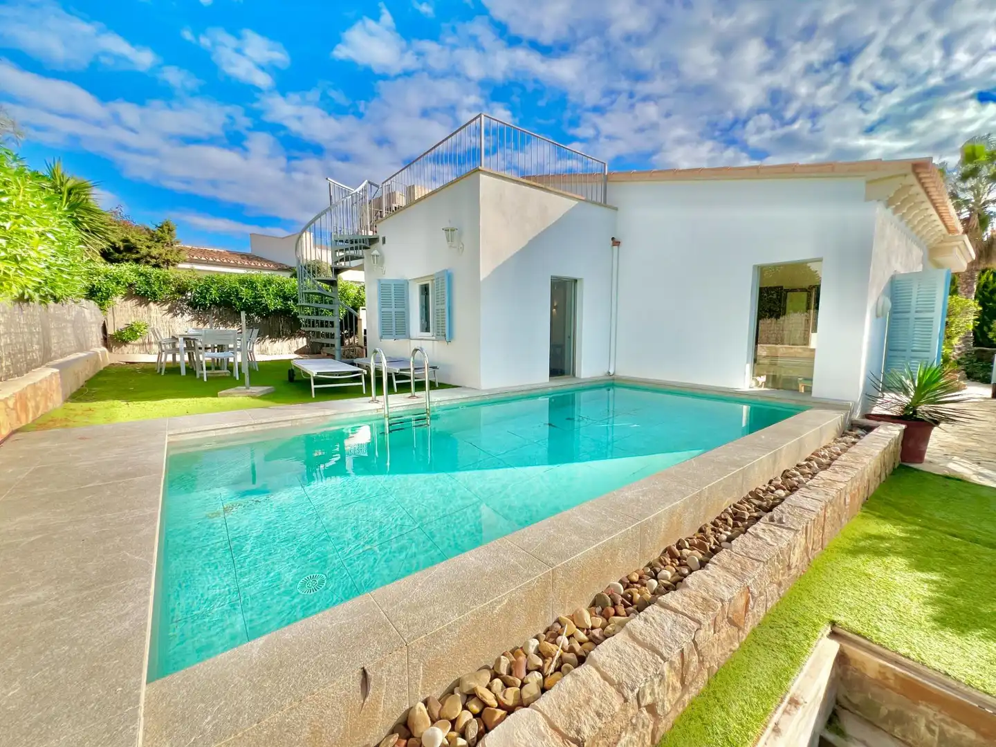 Piscina de Casa o chalet de alquiler en Santanyí con Aire acondicionado, Jardín privado y Terraza