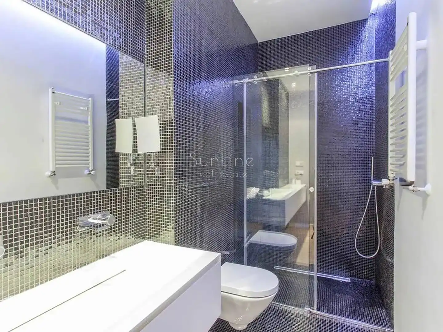 Bathroom of Flat for rent in Valencia  with Air Conditioner, Furnished and Pets allowed