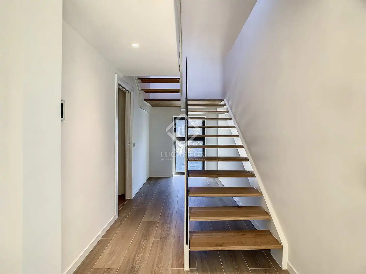 Àtic en venda en Escaldes – Engordany amb Calefacció, Parquet i Terrassa