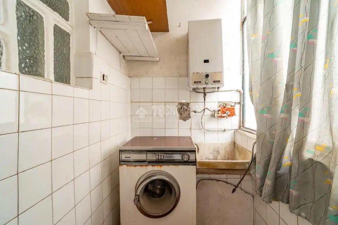 Cuina de Pis en venda en Granada amb Balcó