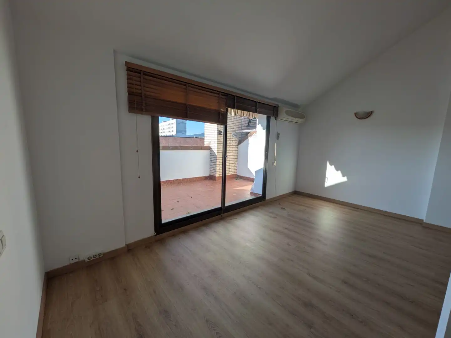 Duplexes for sale in Carrer del Barcelonès, Fontsanta - Fatjó